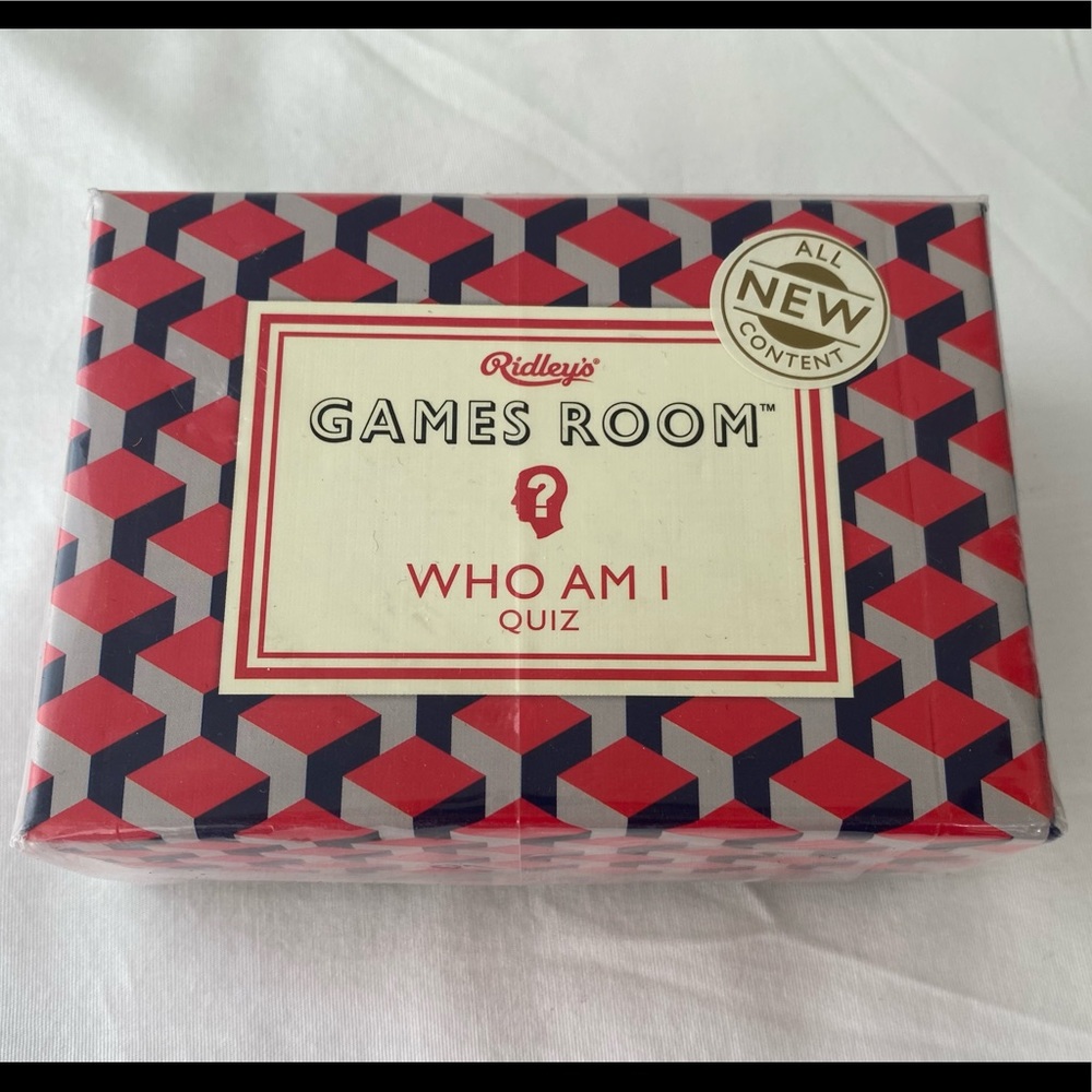 Ridleys Games Room - Who am I? Quiz game - New in wrapping